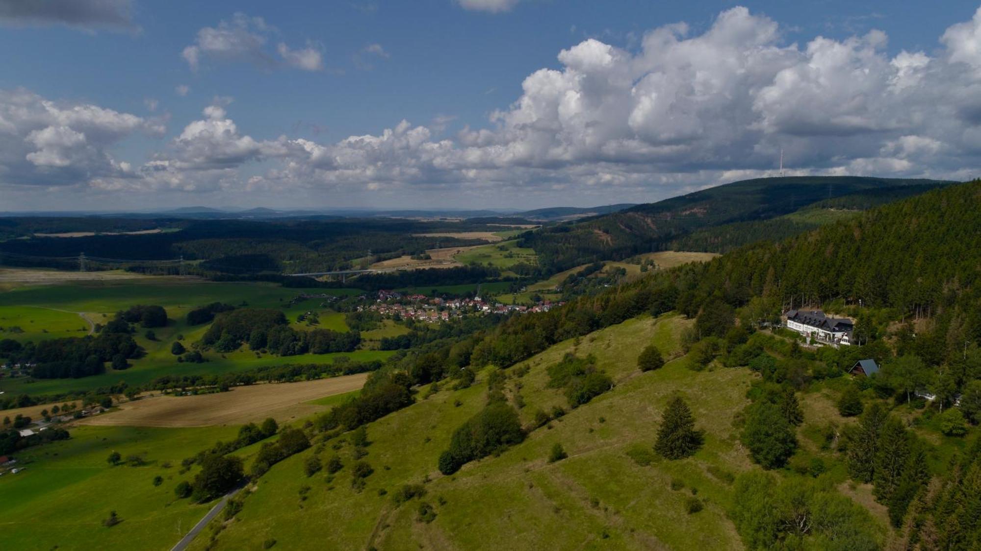 Hotel Die Triniushuette "Thueringens Schoenste Aussicht" Rauenstein Exteriér fotografie