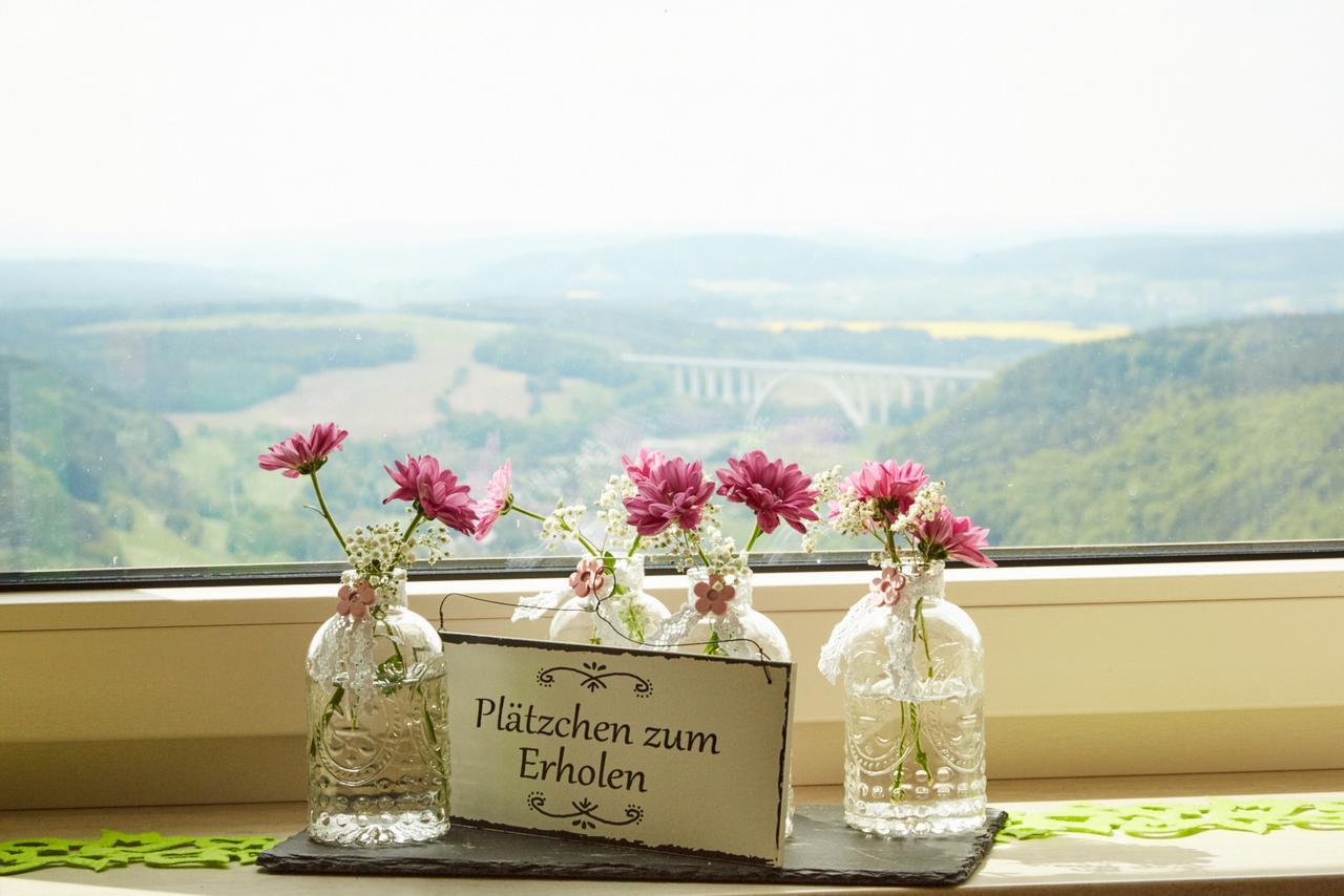 Hotel Die Triniushuette "Thueringens Schoenste Aussicht" Rauenstein Exteriér fotografie